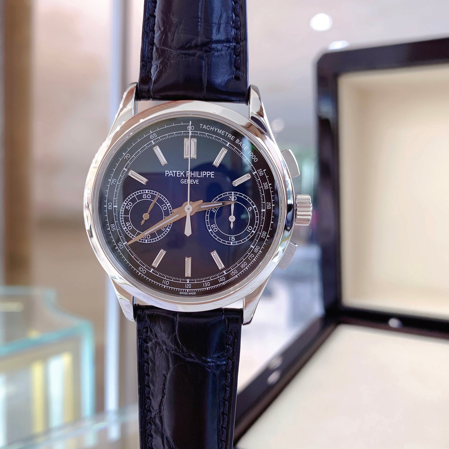 PATEK PHILIPPE 5170P-001 Complications