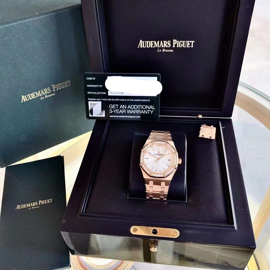 Audemars Piguet 77351OR Royal Oak