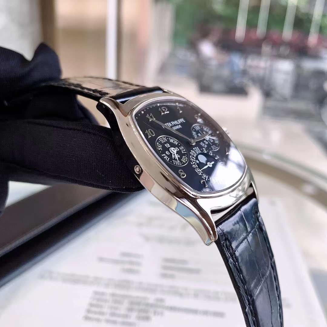 Patek Philippe 5940G-010 Perpetual Calendar