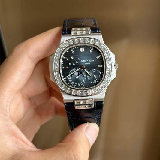 Patek Philippe 5724G Nautilus